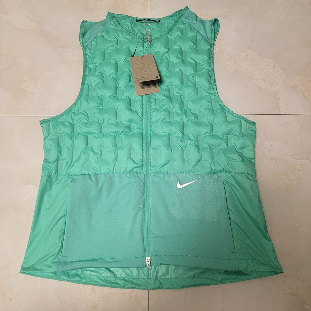NIKE Therma-Fit
